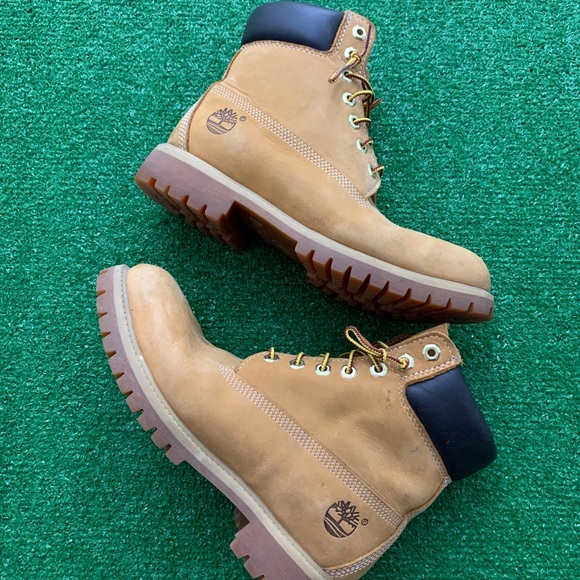 🥧 Classic Timberland 6-inch high Boot (Sz 8) - Picture 10 of 11
